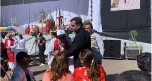 Escracharon a Michetti en una ceremonia de Beatificación de Angelelli: «Lo mataron por oponerse en contra de políticas similares a las de su gobierno»
