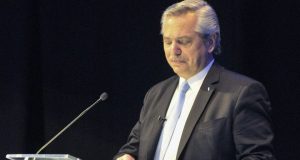 Entró como candidato y salió como Presidente