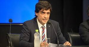 Un psicoanalista para el Ministro Lacunza, si es lacaniano, mejor…