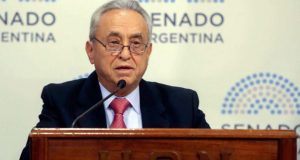 ¡La gente no entiende..!!! Pedro Cahn alertó sobre las reuniones sociales como causantes de los «súpercontagios»