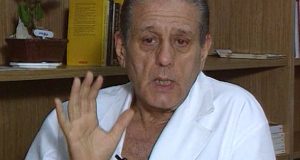 La necedad de la gente anti-Ley de aborto legal. No sería extraño que también le discutan a Favaloro