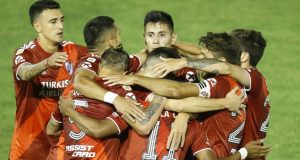 River le ganó de visitante 3 a 1 a Huracán y subió a la punta de la tabla de Copa Diego Maradona
