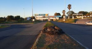 Ante una orden de desalojo, transportistas levantaron la protesta en accesos a Paraná