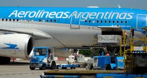 Llegó este medio día el vuelo de Aerolíneas Argentinas con más de 220 mil dosis de la vacuna Sputnik V