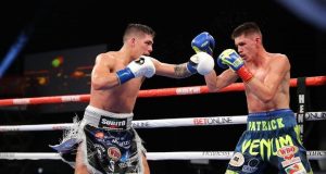 Argentina tiene un nuevo Campeón Mundial. Con paliza, Brian Castaño venció a Teixeira y es otra vez campeón