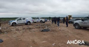 Las manos encontradas en el volcadero de Paraná, podrían estar relacionadas con el cuerpo hallado en un auto