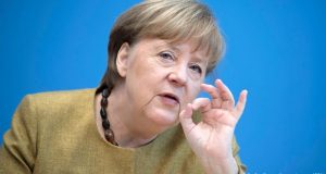 Para los «cabeza de termo» que se dejan lavar la cabeza por prensa hegemónica argentina. Merkel aseguró que Europa aprobará el uso de la Sputnik V