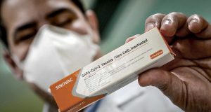 Llegaron a México 200.000 dosis de CoronaVac chinas y esperan la Sputnik V para la próxima semana