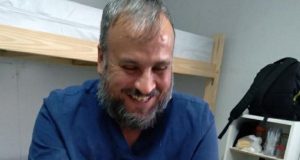 Coronavirus: murió un enfermero que no se había querido vacunar a causa de la campaña de desinformación