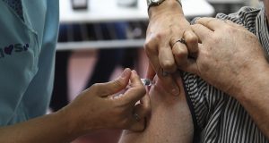 Ya está habilitada la inscripción de mayores de 60 años para recibir la vacuna en Entre Ríos