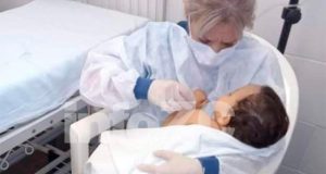 Encontraron a familiares del bebé de un año que quedó huérfano ayer en un accidente en ruta