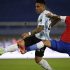 Argentina mostró dos caras de su juego y empató ante Chile