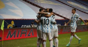 Messi brilló, Argentina derrotó 1-0 a Uruguay y consiguió su primer triunfo en la Copa América
