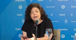 Operan de urgencia a Vizzotti por apendicitis