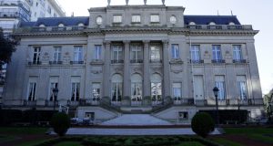 ¡Hay que pedirle explicación al Embajador..!! Demonstration Alert, la embajada de EEUU y la naturaleza «impredecible» del peronismo
