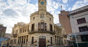 Están confirmadas las fechas de pago de medio aguinaldo y bono especial de la Municipalidad de Paraná