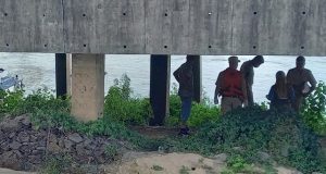 Hallaron esta tarde el cadáver de un hombre flotando en el Paraná, cerca de la Costanera de la capital provincial