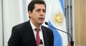 «No quería que mi hijo me escuche tartamudear»: el emotivo relato de Wado de Pedro y el consejo de Kirchner