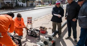 PARANÁ: Avanza la reconstrucción y colocación de cañería de agua potable en Avenida Zanni