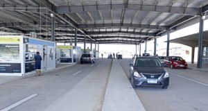 Quisieron cruzar, en un auto, de Uruguay a Argentina con una nena oculta sin documentación