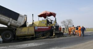 ¡Empiezan los problemas..!! Trabajadores de Vialidad advirtieron que «están en peligro 200 mil puestos de trabajo»