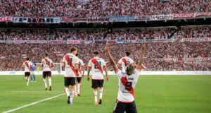 Exhibición, goleada, buen fútbol y punta para River ante Vélez 5 a 0